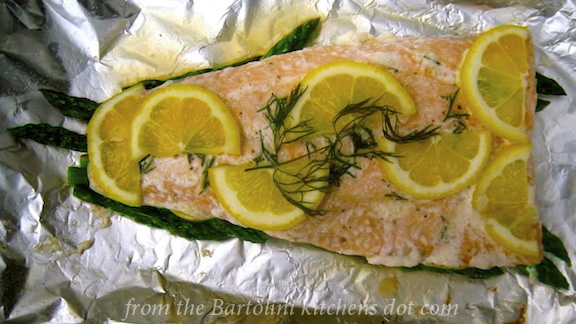 Salmon with Dill en Papillote