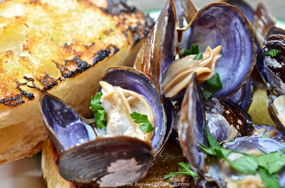 Grilled clams 2