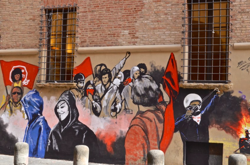 Graffiti, Piazza Giuseppe Verdi